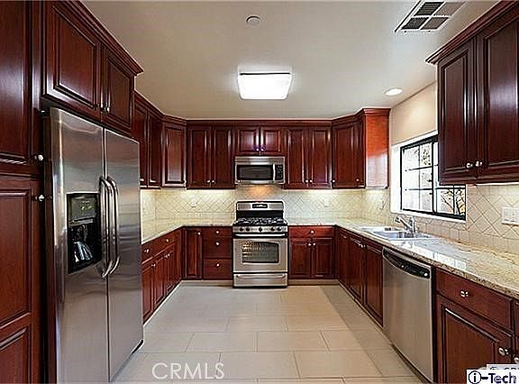 5th image of 10214 Fernglen Ave APT 4