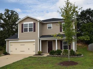 204 Valerie Dr, Lincolnton, NC 28092