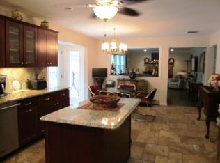 9 Tilden Dr, East Hanover, NJ 07936