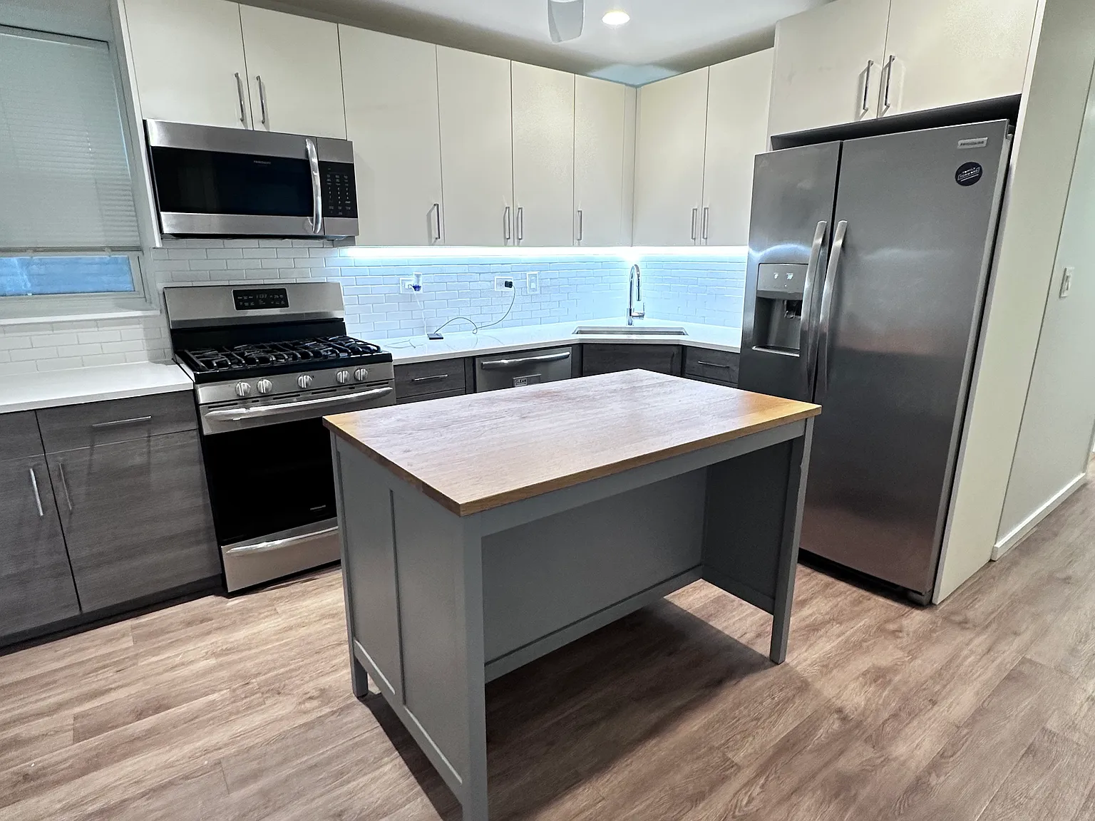 2 bed, 1200 sqft, $2,250 — Photo 1