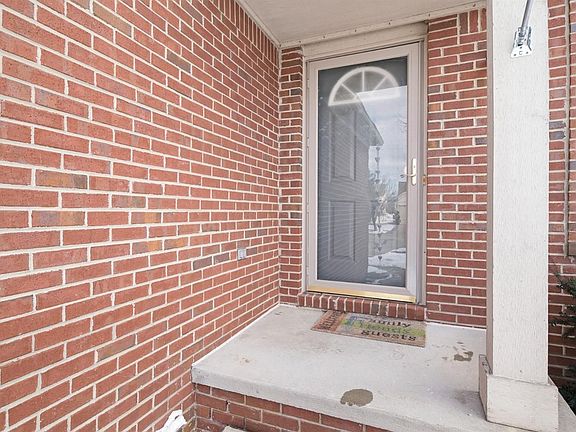 3rd image of 9848 High Meadow Dr