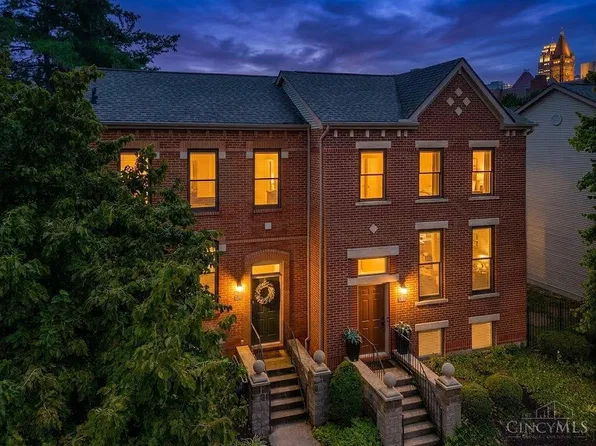 1012 John St, Cincinnati, OH 45203