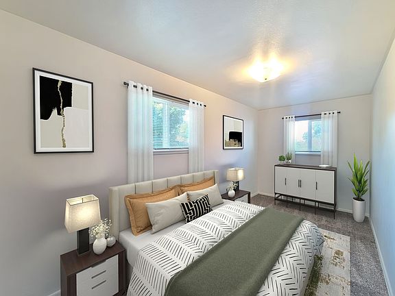 3rd image of 1012 W 8th Ave #17