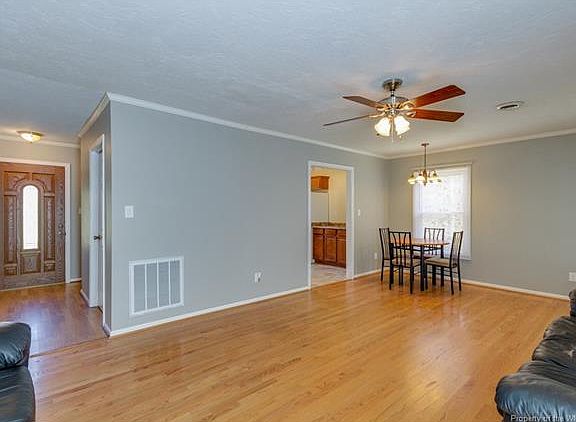 3rd image of 103 Astrid Ct