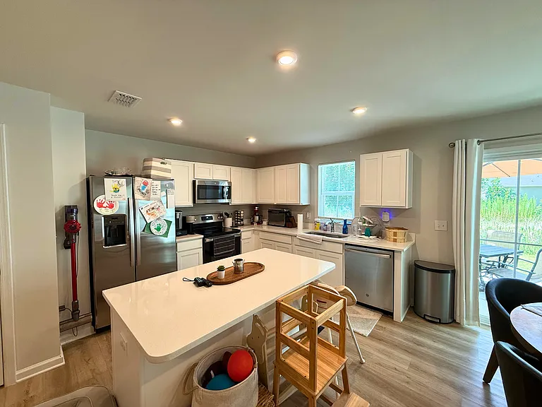 168 Sarnesfield Way — Photo 7