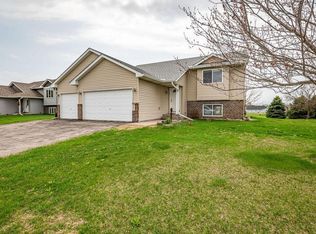 441 Overlook Dr, Ellsworth, WI 54011