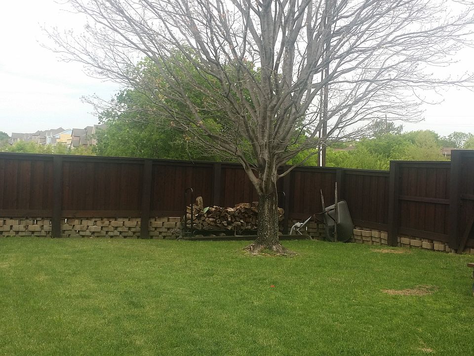 2nd image of 2825 Panorama Dr