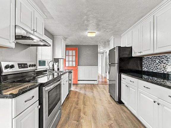 2nd image of 54 Royland Rd