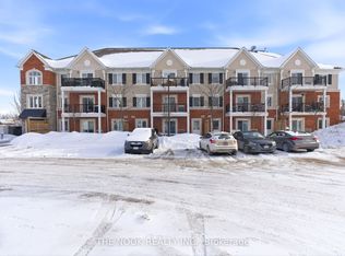 910 Wentworth St #301, Peterborough, ON K9J8R8