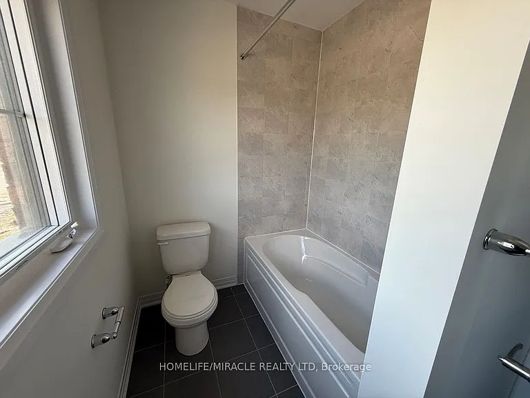 40 Turnbull Dr — Photo 15
