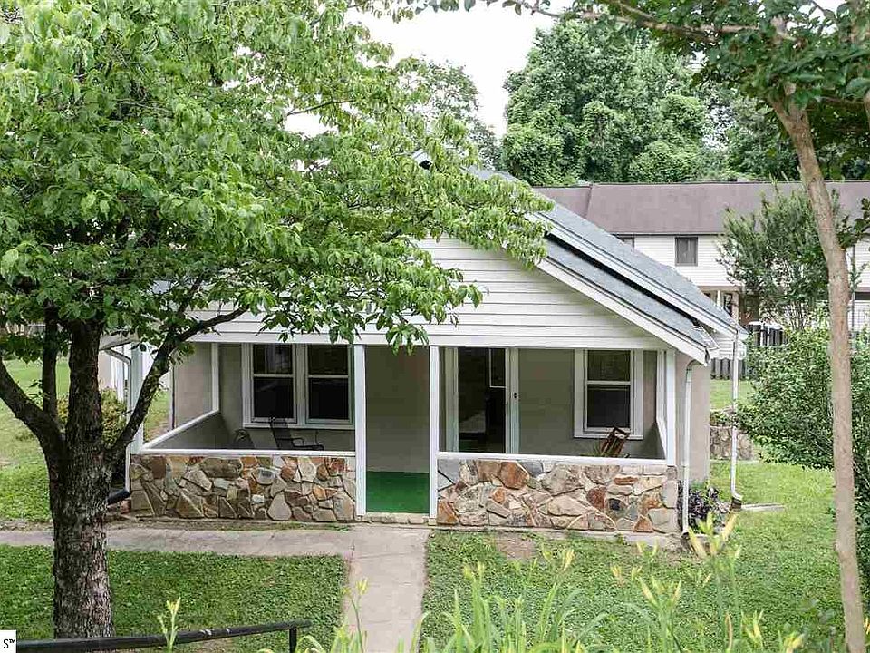 703 W Warehouse Ct, Taylors, SC 29687 Zillow