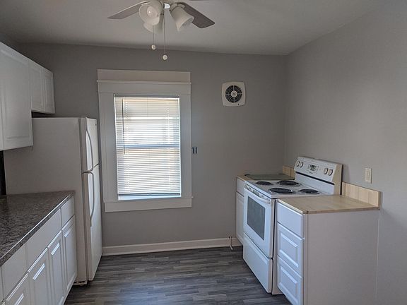 5th image of 6014 W Lincoln Ave #A