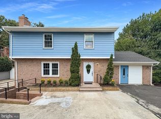 1262 Kensington Rd, Mc Lean, VA 22101