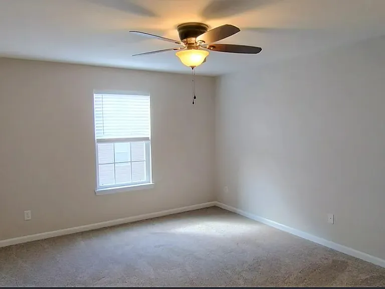 3202 Spring Creek Ln — Photo 16