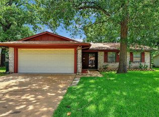 2910 W Day St, Denison, TX 75020
