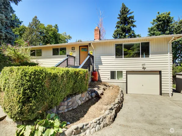 800 N 122nd Street, Seattle, WA 98133