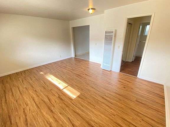 2nd image of 4129 El Camino Way APT C