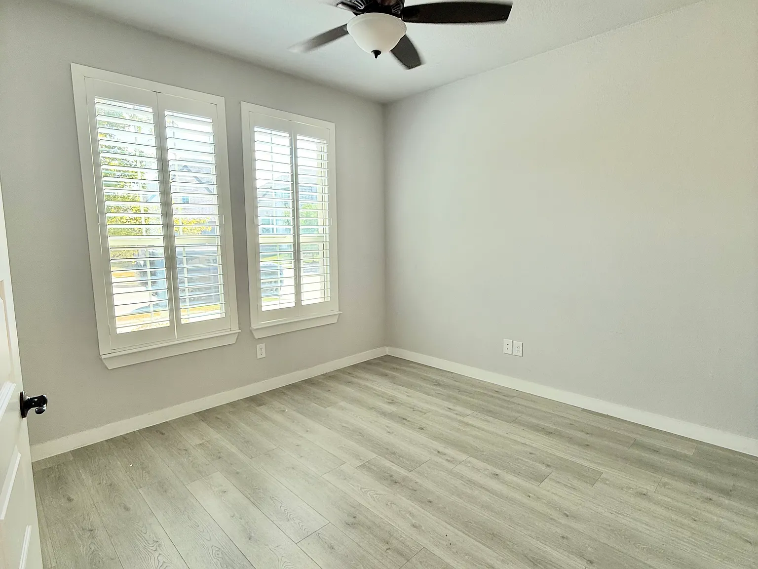 4 bed, 2951 sqft, $3,650 — Photo 4