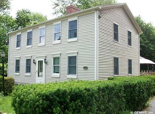 1040 Pinnacle Rd, Henrietta, NY 14467