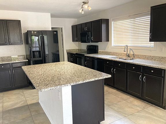 5th image of 10543 W Villa Chula