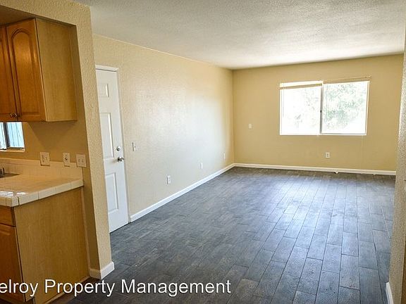 2nd image of 3808 Cottonwood St APT E