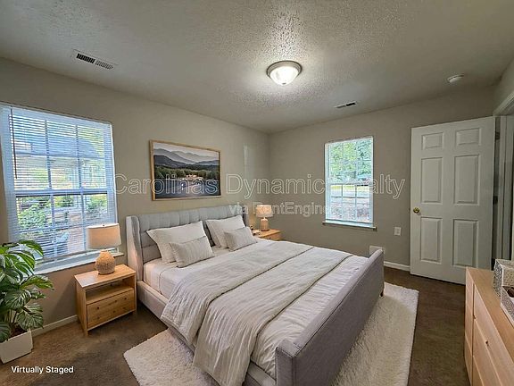 4th image of 709 Key St