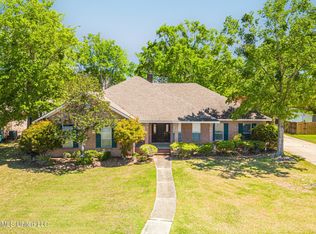 470 Channel Mark Dr, Biloxi, MS 39531
