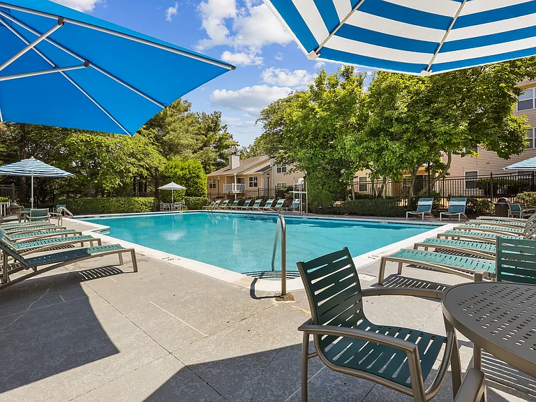 Stonecreek Club Apartments — Photo 25