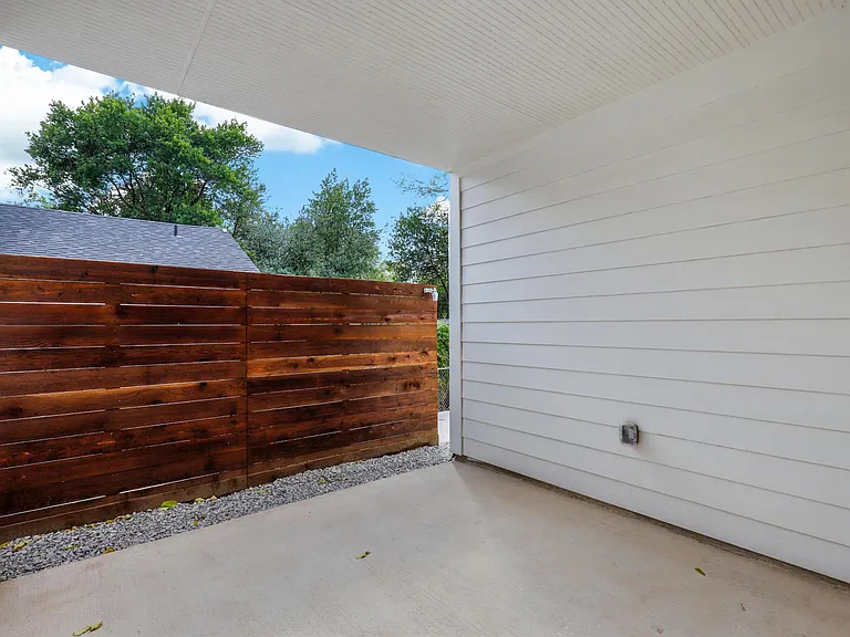 228 Sunset Ln — Photo 42