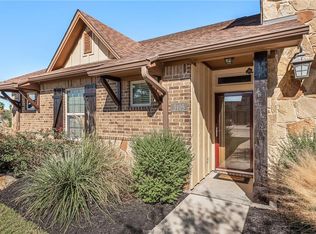 3105 Cullen Trl, College Station, TX 77845