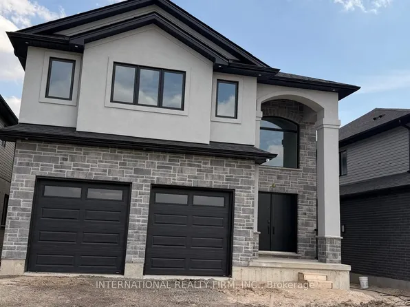 891 Darnley Blvd, London, ON N6M 0L9