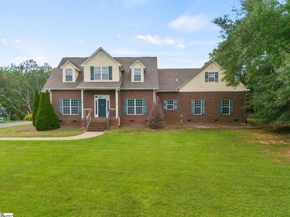 37 E Mountain Creek Rd, Greenville, SC 29609