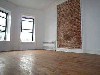 Rented by Urban Ambiance