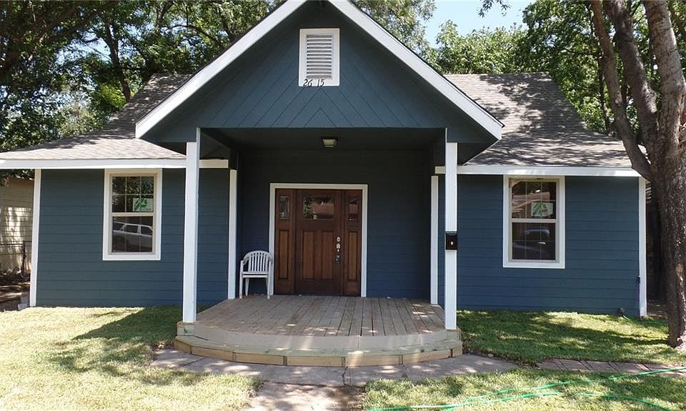 1st image of 2613 Gladstone Dr