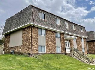 5517 34th Ave, Moline, IL 61265
