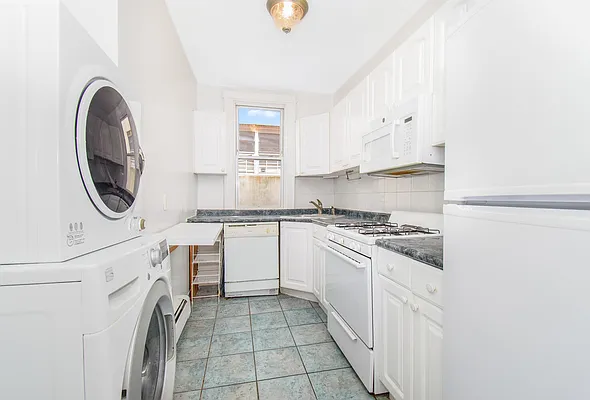 Rented by Brown Harris Stevens | media 6