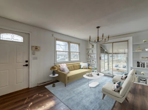 729 Jessop Ave, Lansing, MI 48910