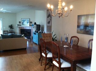 207 Oak St, Neptune Beach, FL 32266