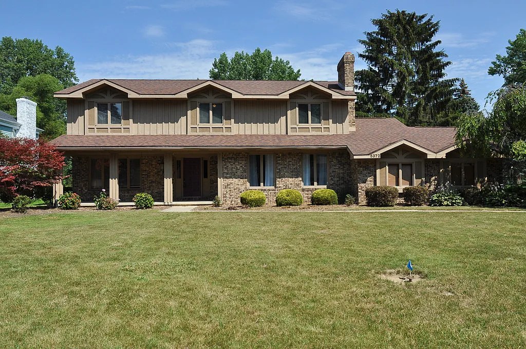 5372 Clydesdale Ln photo 1
