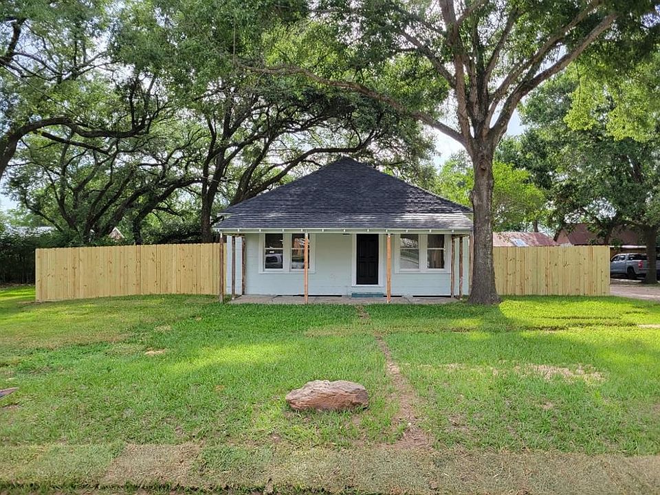 1st image of 1403 Avenue C