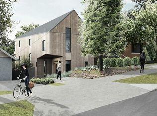 2926 Prior St, Victoria, BC V8T 3X6