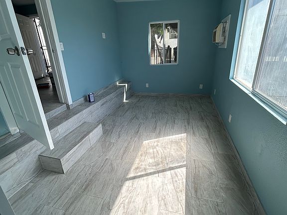 4th image of 611 Manchester Dr