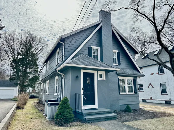 111 Spring Garden Street, Hamden, CT 06517