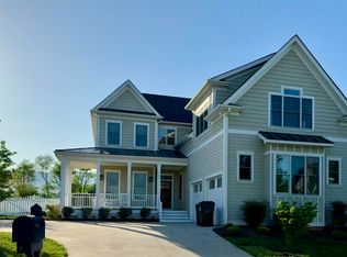 747 Golf View Dr, Crozet, VA 22932