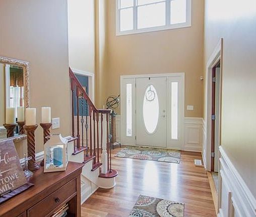 3rd image of 3416 Truxton Pl