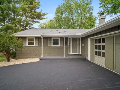 319 Hillside Ln, Bloomington, IL, 61701