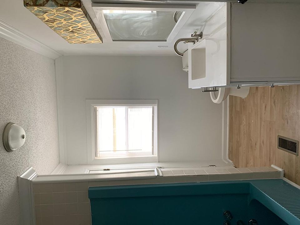 1st image of 613 McKinley Ave #5
