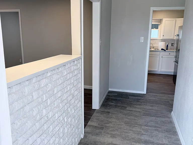 4300 Tanner Dr — Photo 8