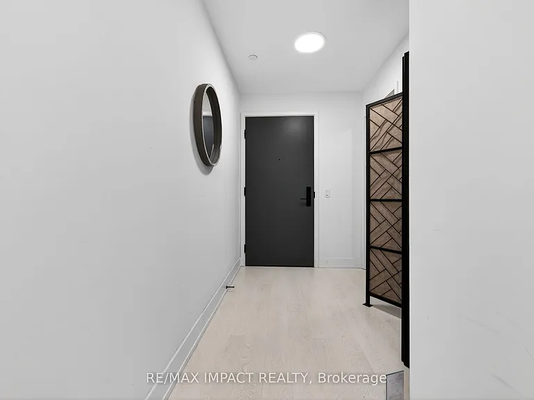 308 Jarvis St #813 — Photo 8