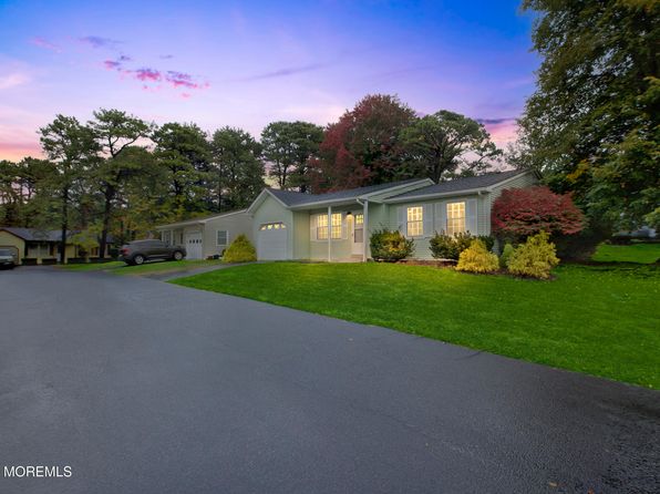 46 Keene Street, Whiting, NJ 08759